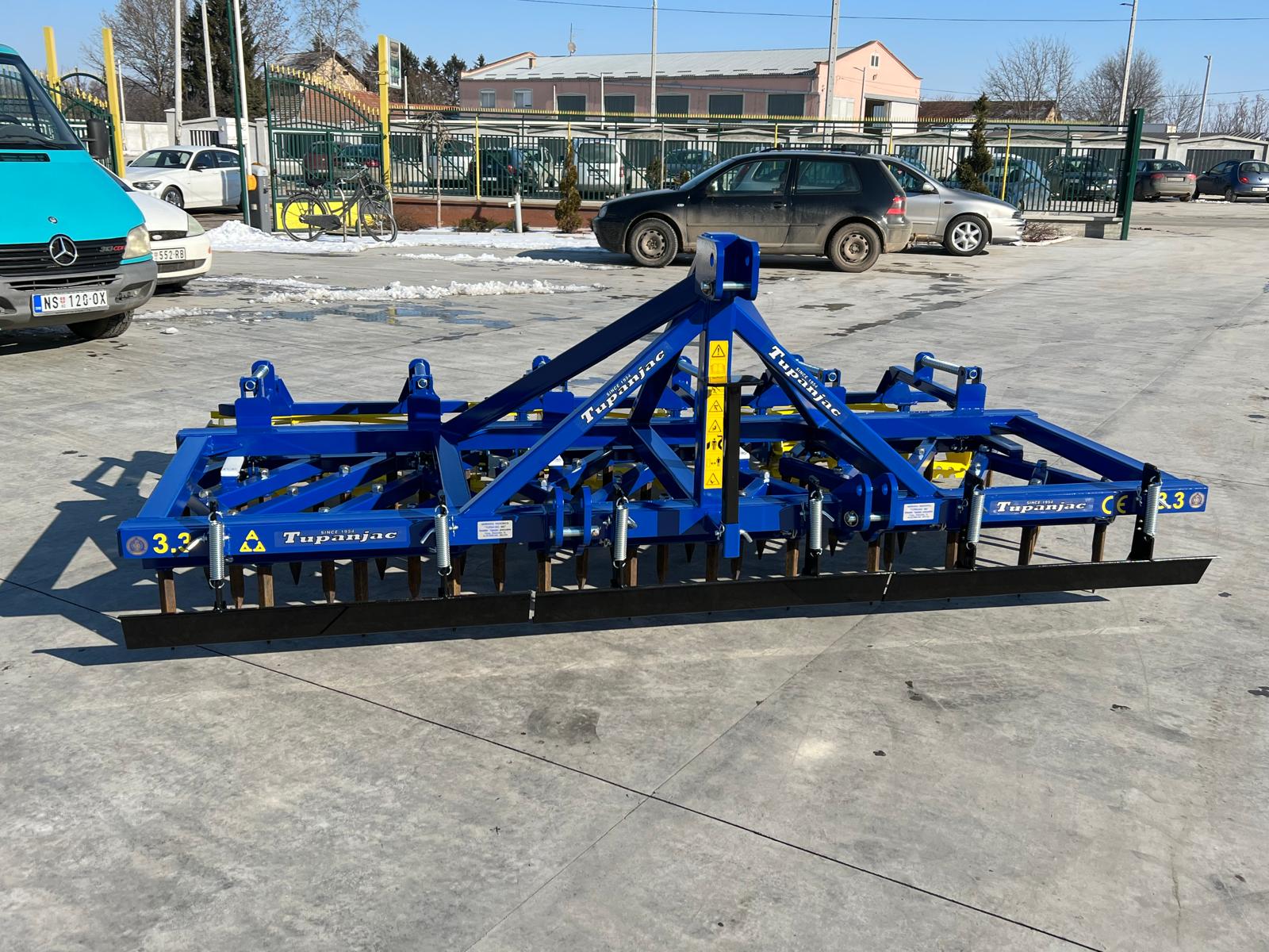 Heavy harrow 3 sections without folding 3.3 m working width
